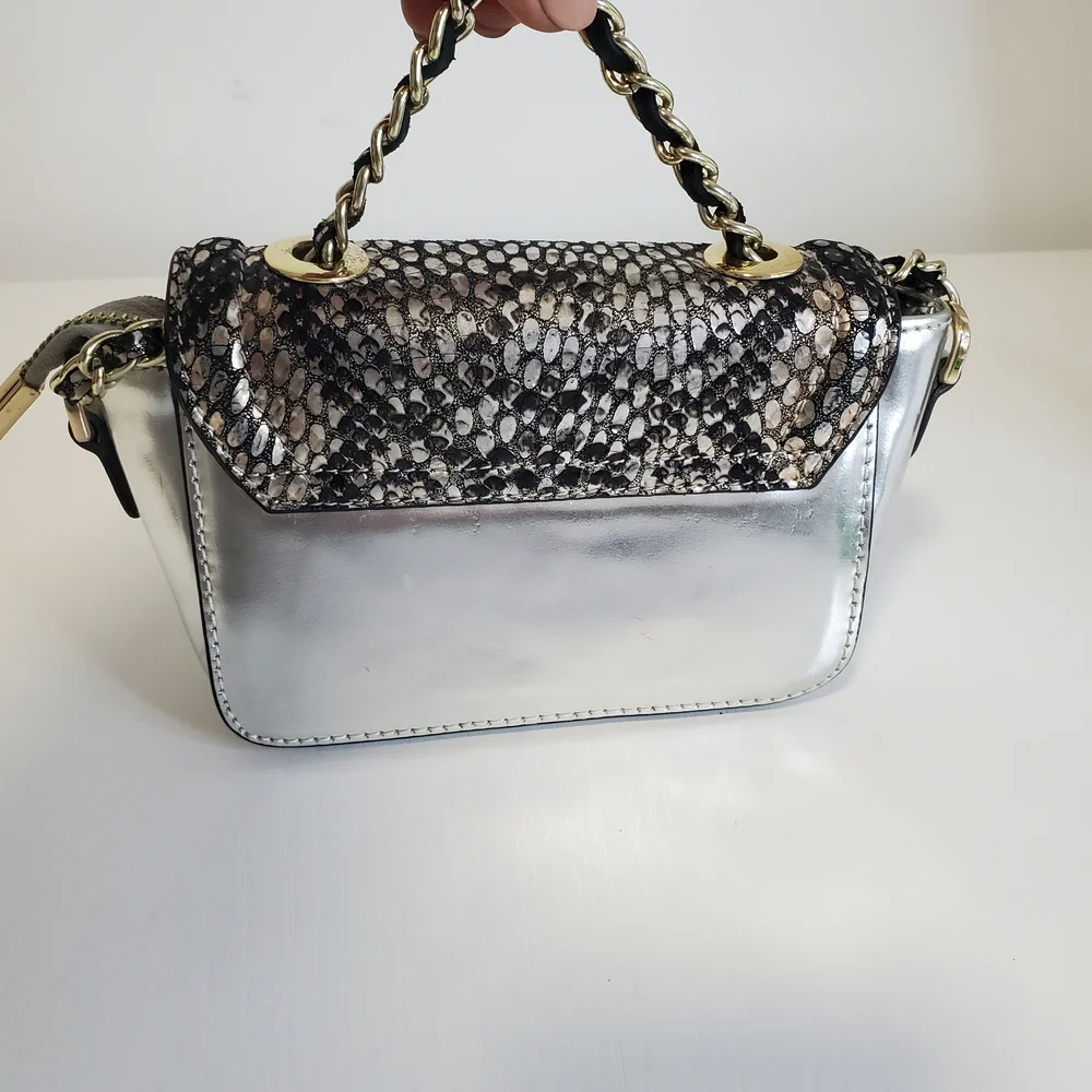 Silver and Black Snakeskin Women's Bag - Picture 5 of 10